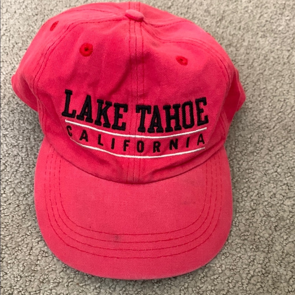 *SOLD* 💙 VINTAGE Lake Tahoe California Red Cap